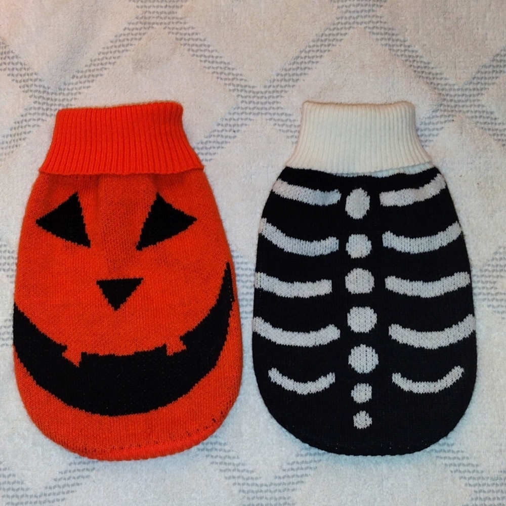 Small pet costume sweaters, Skeleton and Jack O Lantern,